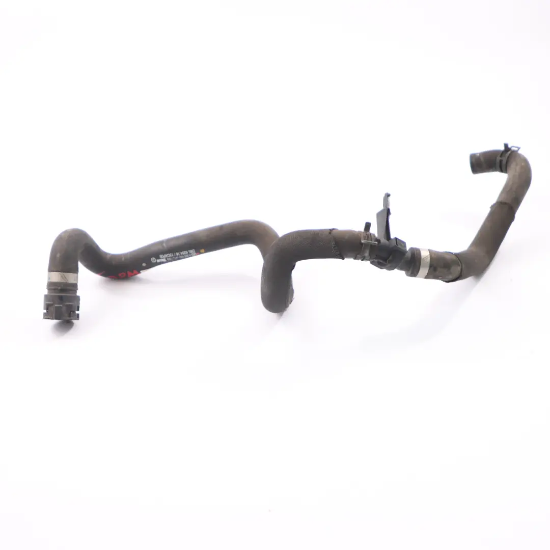 OM651 Wąż Rura Przewód Wody do Mercedes W205 Diesel o numerze A2058301902 Mercedes W205 Diesel OM651 Wąż Rura Przewód Wody - SKU A2058301902 - Numer Części A2058301902