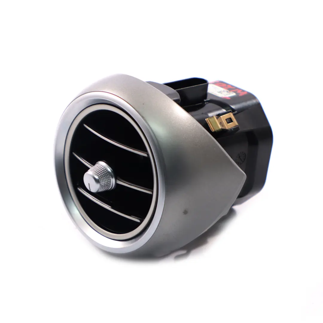 Bocchetta d'aria Condotto aria ventilazione cabina sinistra per Mercedes W205 X253 con numero di parte A2058304300 Mercedes W205 X253 Bocchetta d'aria Condotto aria ventilazione cabina sinistra - SKU A2058304300-1 - Numero di parte A2058304300