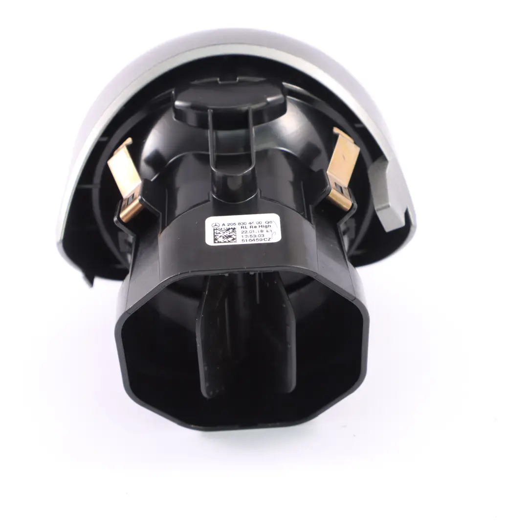 Ventilación Mercedes W205 X253 Boquilla conducto aire salpicadero Derecha para con número de pieza A2058304400 Ventilación Mercedes W205 X253 Boquilla conducto aire salpicadero Derecha - SKU A2058304400-2 - Número de pieza A2058304400
