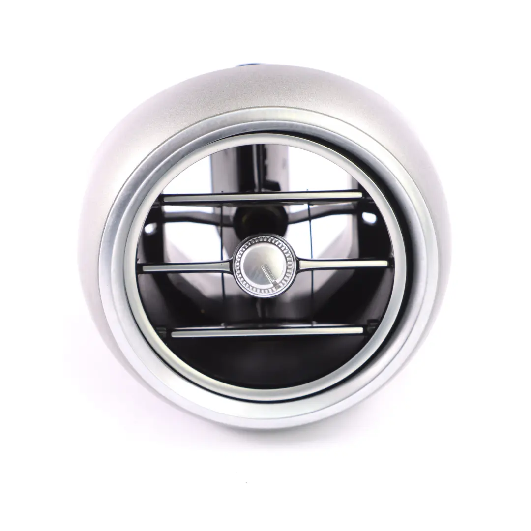 Bocchetta d'aria Mercedes W205 X253 Ugello condotto cruscotto destro per con numero di parte A2058304400 Bocchetta d'aria Mercedes W205 X253 Ugello condotto cruscotto destro - SKU A2058304400-2 - Numero di parte A2058304400