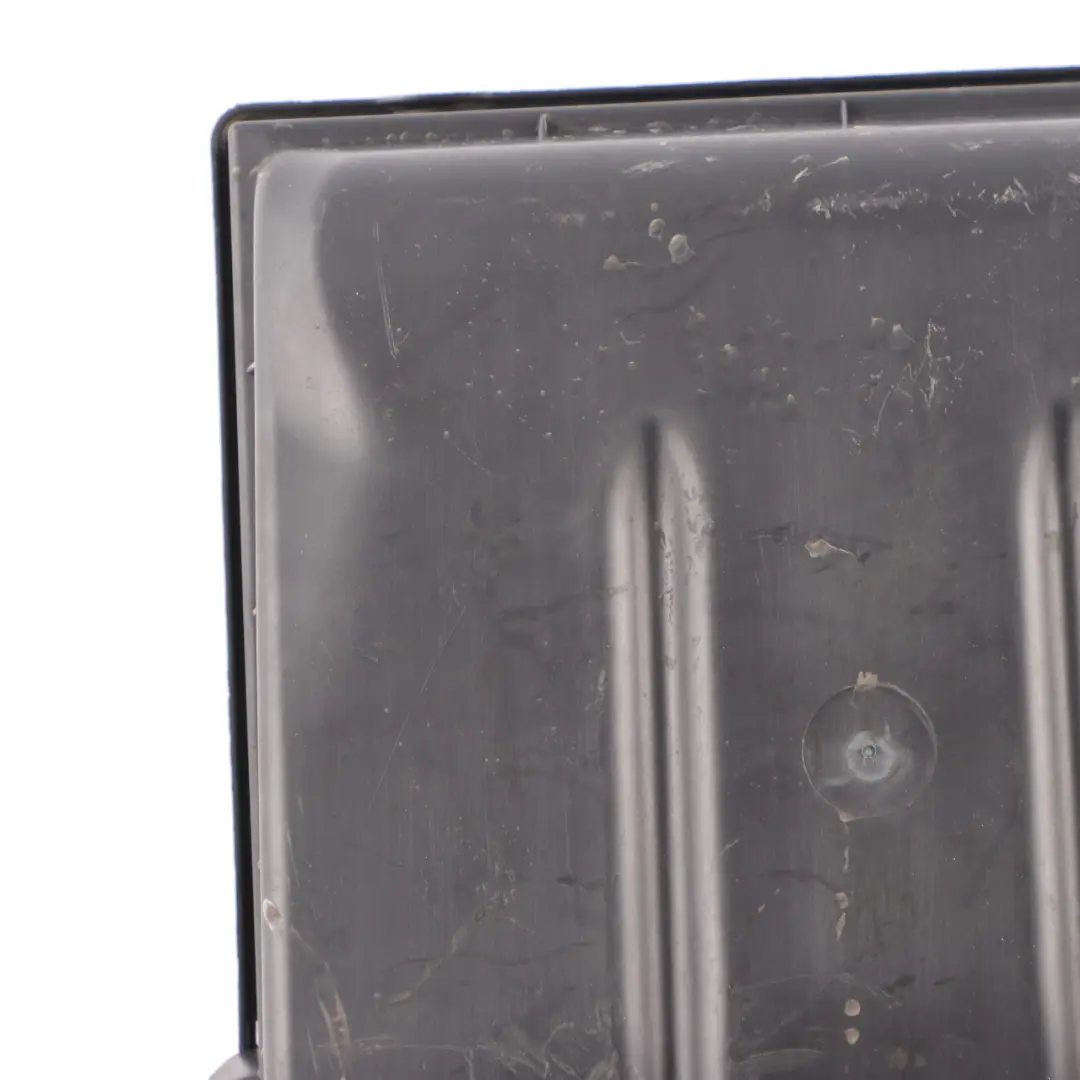 Carcasa filtro aire Mercedes W205 Caja admisión Tapa embellecedora para con número de pieza A2058308802 Carcasa filtro aire Mercedes W205 Caja admisión Tapa embellecedora - SKU A2058308802 - Número de pieza A2058308802