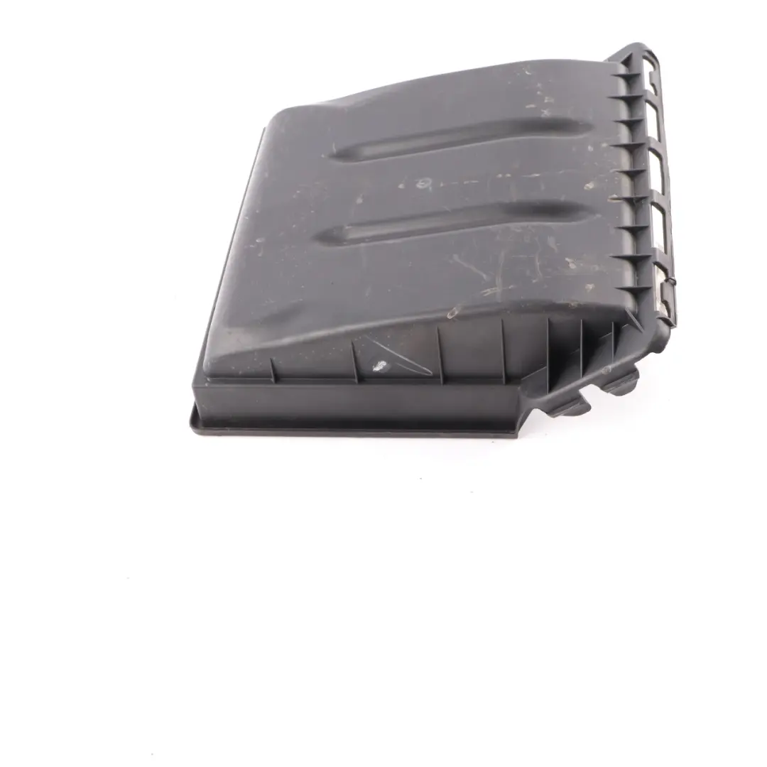 Boîtier de filtre à air Mercedes W205 pour à propos du numéro de pièce A2058308802 Boîtier de filtre à air Mercedes W205 - SKU A2058308802 - Numéro de pièce A2058308802