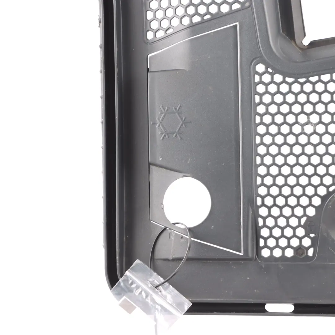 Pannello Anteriore Navicella Copertura Modanatura per Mercedes C205 con numero di parte A2058309102 Mercedes C205 Pannello Anteriore Navicella Copertura Modanatura - SKU A2058309102 - Numero di parte A2058309102