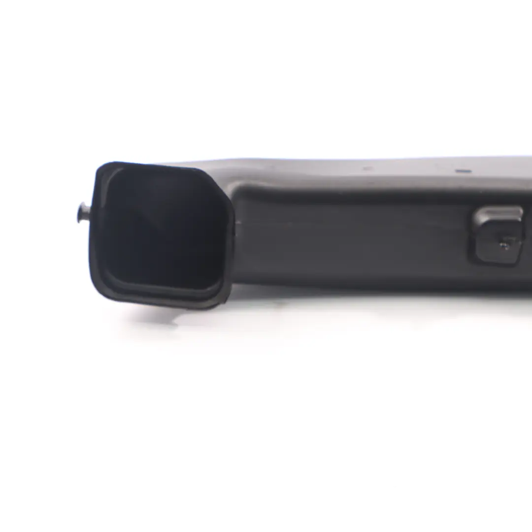 Mercedes W205 Canal de canalisation d'air Cabine avant gauche - SKU A2058310500 - Numéro de pièce A2058310500