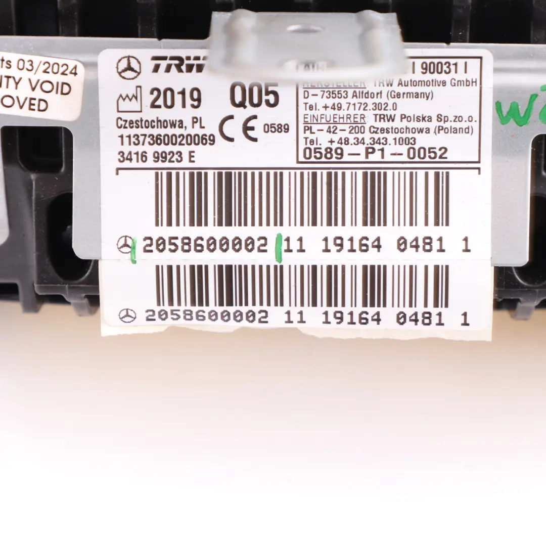 Poduszka Powietrzna Airbag Pasażera do Mercedes W205 o numerze A2058600002 Mercedes W205 Poduszka Powietrzna Airbag Pasażera - SKU A2058600002 - Numer Części A2058600002