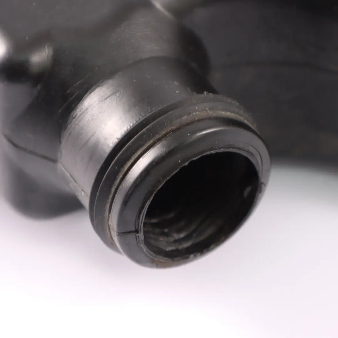 Depósito de líquido limpiaparabrisas Mercedes W205 para con número de pieza A2058600160 Depósito de líquido limpiaparabrisas Mercedes W205 - SKU A2058600160 - Número de pieza A2058600160