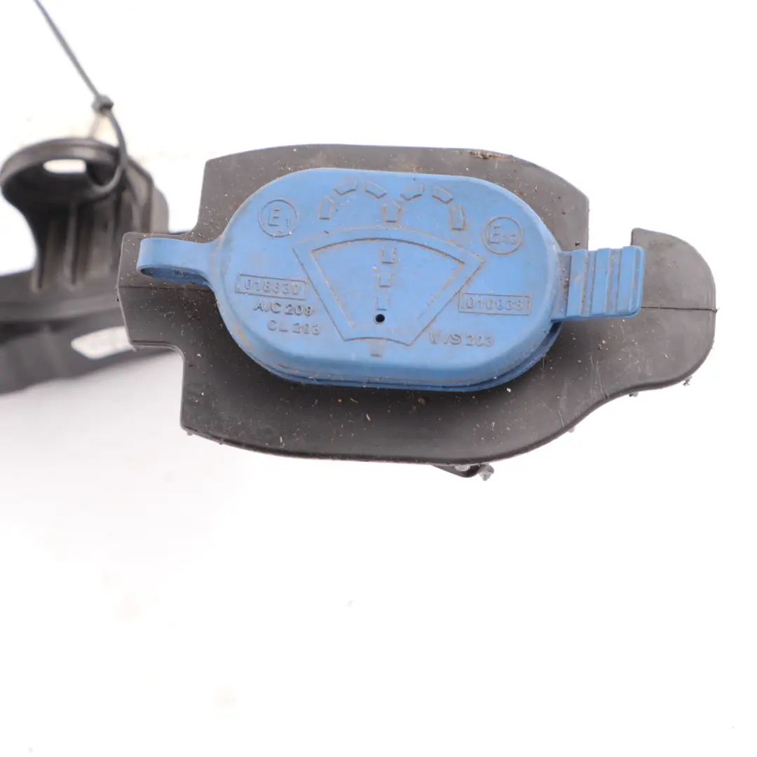 Mercedes W205 Limpiaparabrisas Cuello de llenado Botella Tubo Tapa - SKU A2058600164 - Número de pieza A2058600164