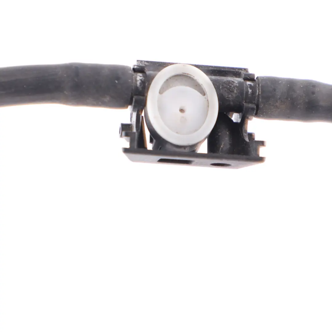 Scheibenwascherleitung Düsen Schlauch für Mercedes W205 mit Teilenummer A2058600292 Mercedes W205 Scheibenwascherleitung Düsen Schlauch - SKU A2058600292-1 - Teilenummer A2058600292