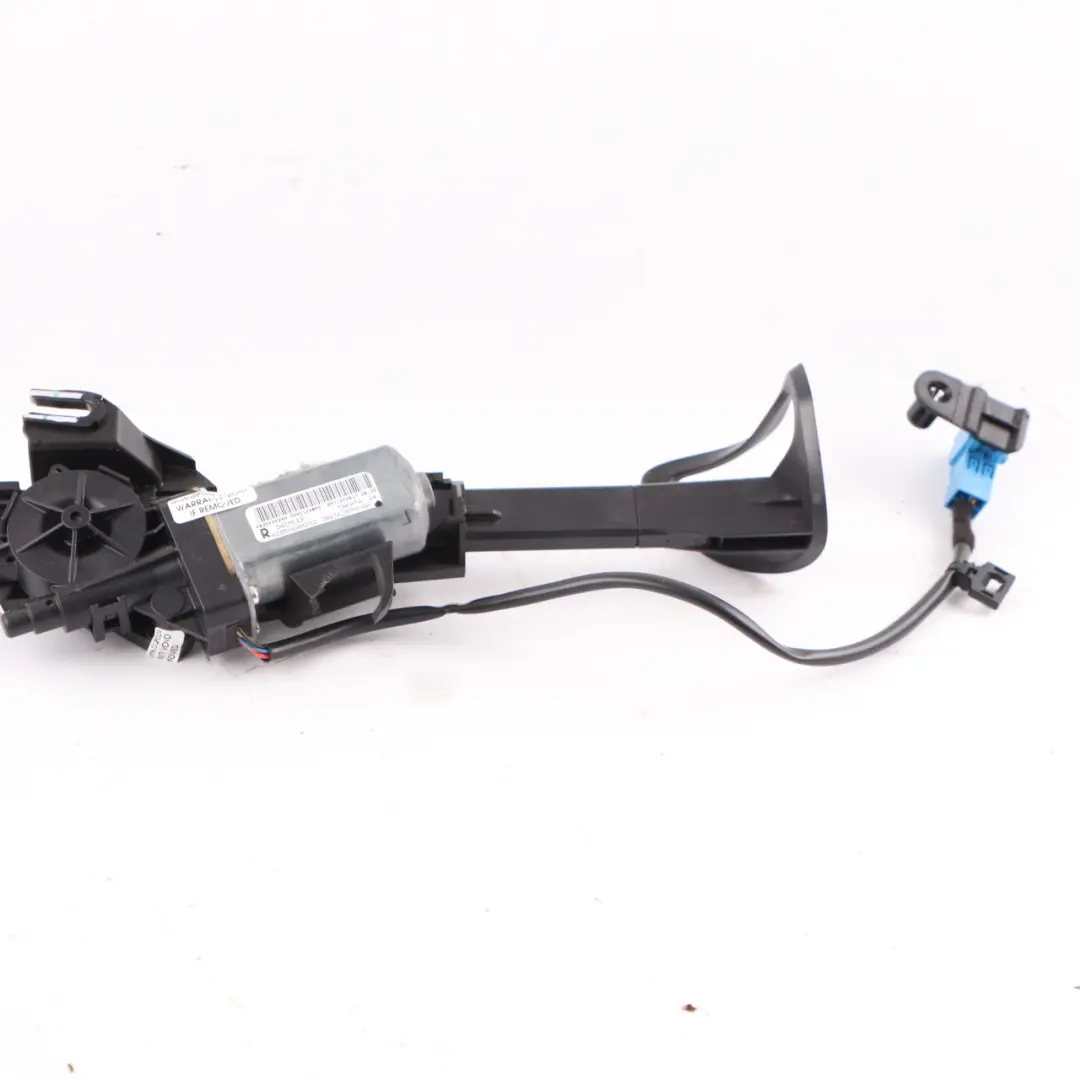 Mercedes C205 Braccio Riavvolgitore Sicurezza Destra Alimentatore - SKU A2058600457 - Numero di parte A2058600457