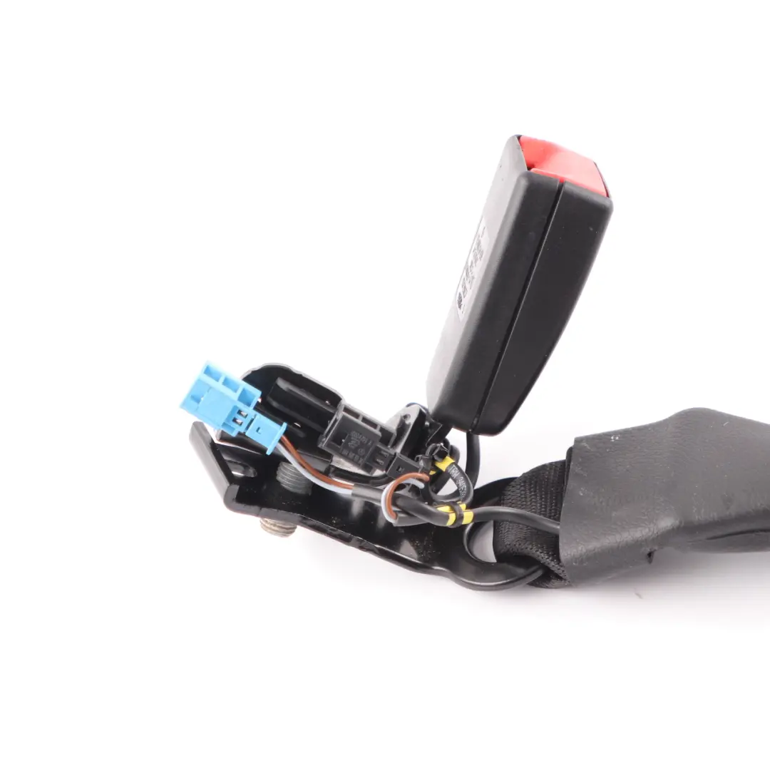 Mercedes W205 X253 Boucle ceinture sécurité Arrière Centre Droite - SKU A2058600469 - Numéro de pièce A2058600469