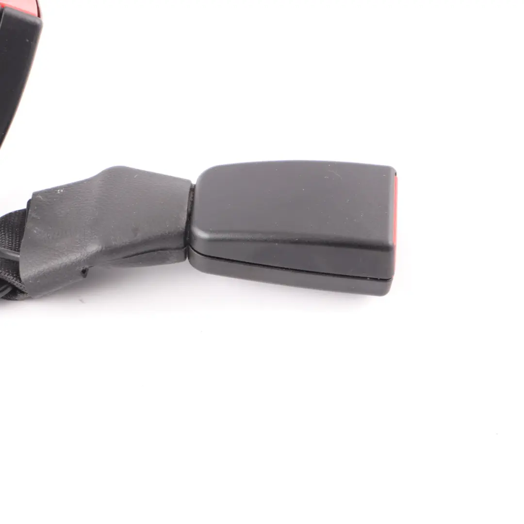 Mercedes W205 X253 Boucle ceinture sécurité Arrière Centre Droite - SKU A2058600469 - Numéro de pièce A2058600469