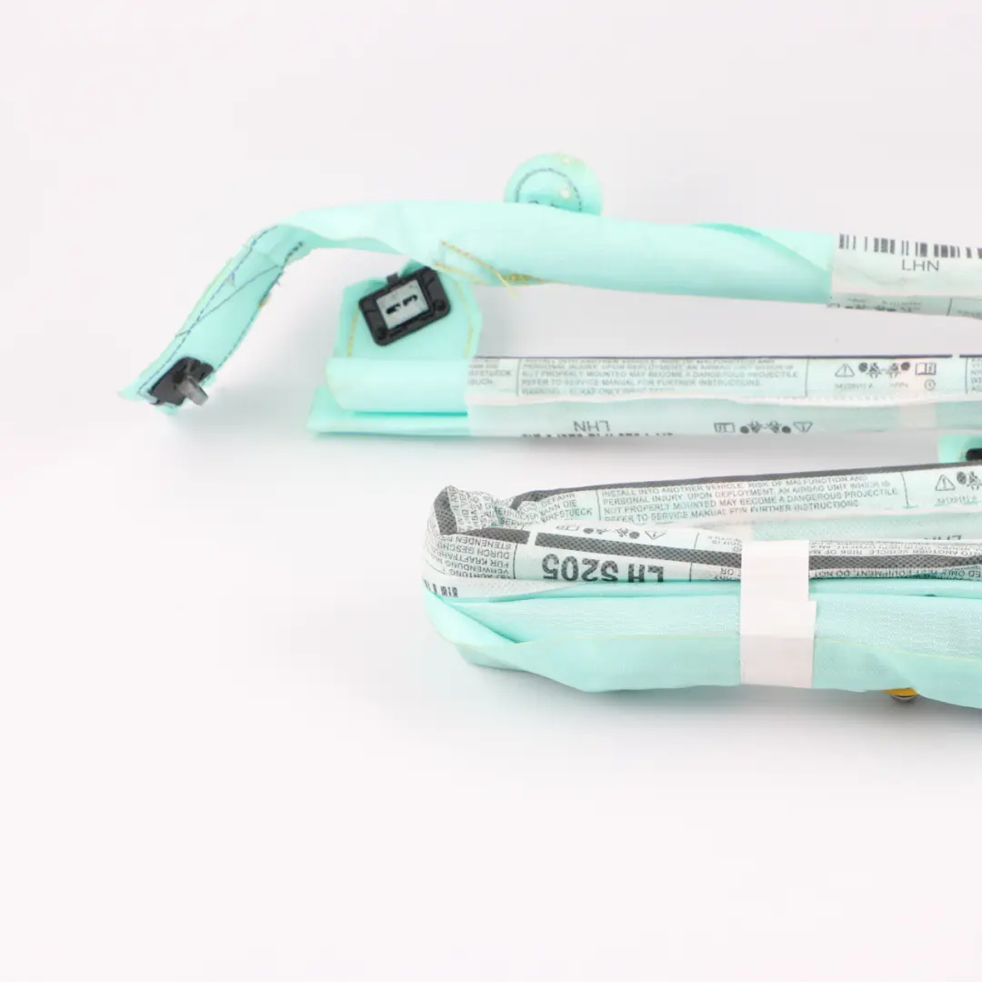 Modulo aria testa tetto laterale tendina sinistra per Mercedes W205 con numero di parte A2058601002 Mercedes W205 Modulo aria testa tetto laterale tendina sinistra - SKU A2058601002 - Numero di parte A2058601002