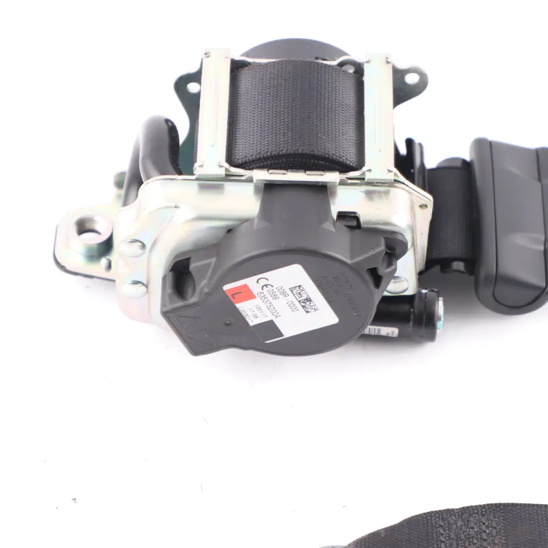 Ceinture de sécurité avant gauche noire pour Mercedes C205 Coupe à propos du numéro de pièce A2058601501 Mercedes C205 Coupe Ceinture de sécurité avant gauche noire - SKU A2058601501 - Numéro de pièce A2058601501