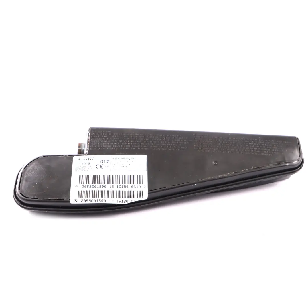 Modulo aria laterale sedile anteriore destro per Mercedes W205 con numero di parte A2058601800 Mercedes W205 Modulo aria laterale sedile anteriore destro - SKU A2058601800 - Numero di parte A2058601800