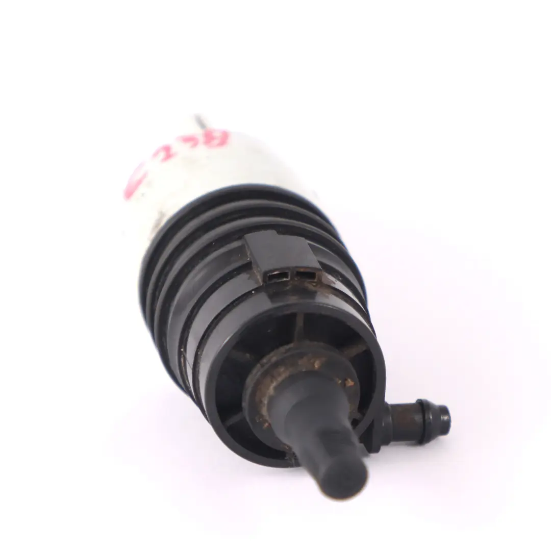 Bomba de líquido limpiaparabrisas para Mercedes C238 W205 W213 con número de pieza A2058660100 Mercedes C238 W205 W213 Bomba de líquido limpiaparabrisas - SKU A2058660100 - Número de pieza A2058660100