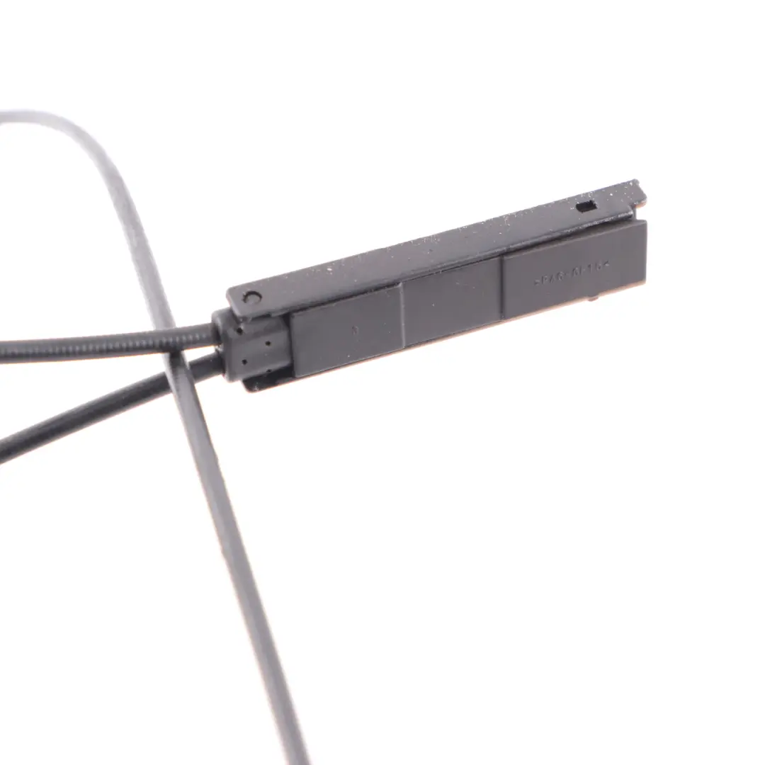 Capó Motor Liberación Cable de bloqueo de enlace para Mercedes W205 con número de pieza A2058800059 Mercedes W205 Capó Motor Liberación Cable de bloqueo de enlace - SKU A2058800059 - Número de pieza A2058800059