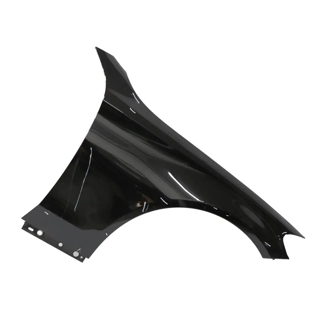 Panneau d'aile avant droite Obsidian Black - 197 pour Mercedes W205 à propos du numéro de pièce A2058800218 Mercedes W205 Panneau d'aile avant droite Obsidian Black - 197 - SKU A2058800218-OB - Numéro de pièce A2058800218