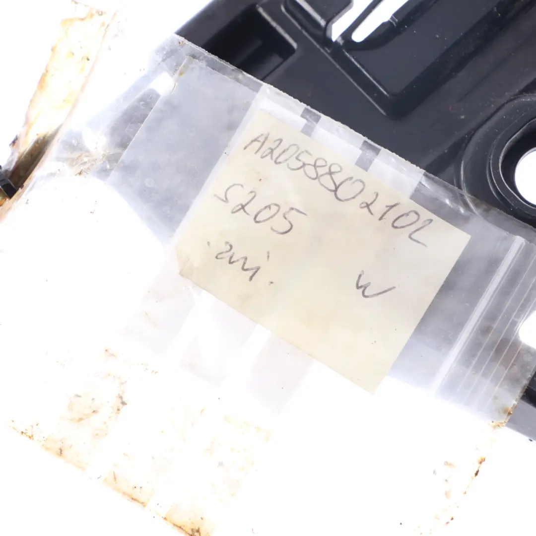 Soporte Parachoques Mercedes S205 Trasero Derecho Lateral para con número de pieza A2058802102 Soporte Parachoques Mercedes S205 Trasero Derecho Lateral - SKU A2058802102 - Número de pieza A2058802102