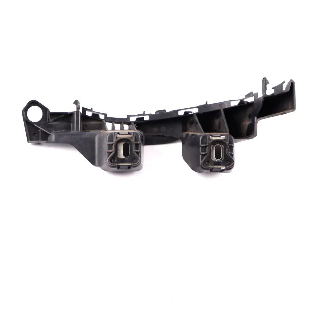 Soporte parachoques trasero Soporte guía Izquierda para Mercedes W205 con número de pieza A2058850365 Mercedes W205 Soporte parachoques trasero Soporte guía Izquierda - SKU A2058850365 - Número de pieza A2058850365