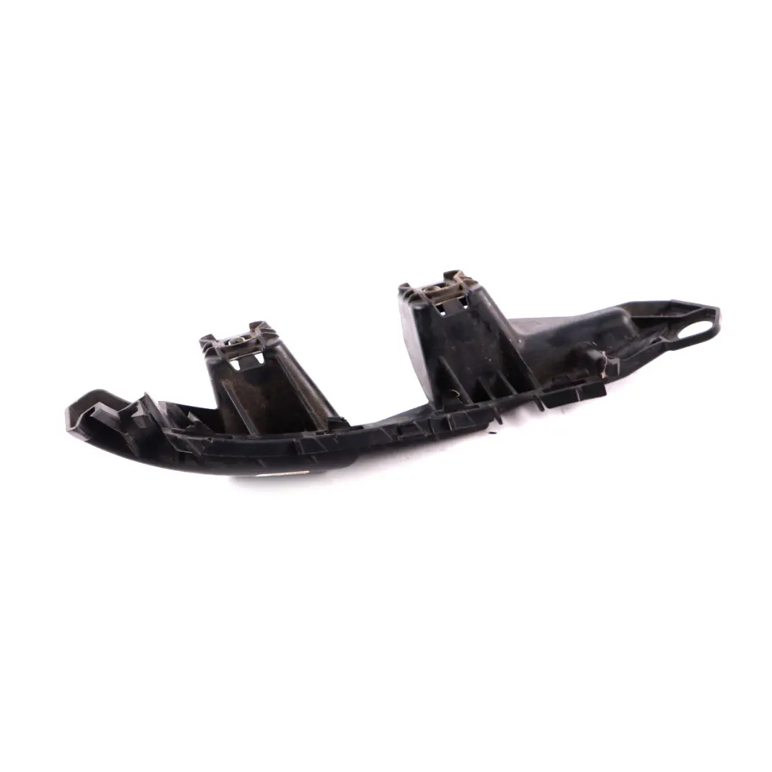 Soporte parachoques trasero Soporte guía Izquierda para Mercedes W205 con número de pieza A2058850365 Mercedes W205 Soporte parachoques trasero Soporte guía Izquierda - SKU A2058850365 - Número de pieza A2058850365