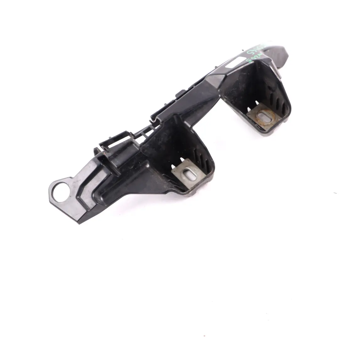 Staffa montaggio paraurti posteriore guida destra per Mercedes W205 con numero di parte A2058850465 Mercedes W205 Staffa montaggio paraurti posteriore guida destra - SKU A2058850465 - Numero di parte A2058850465