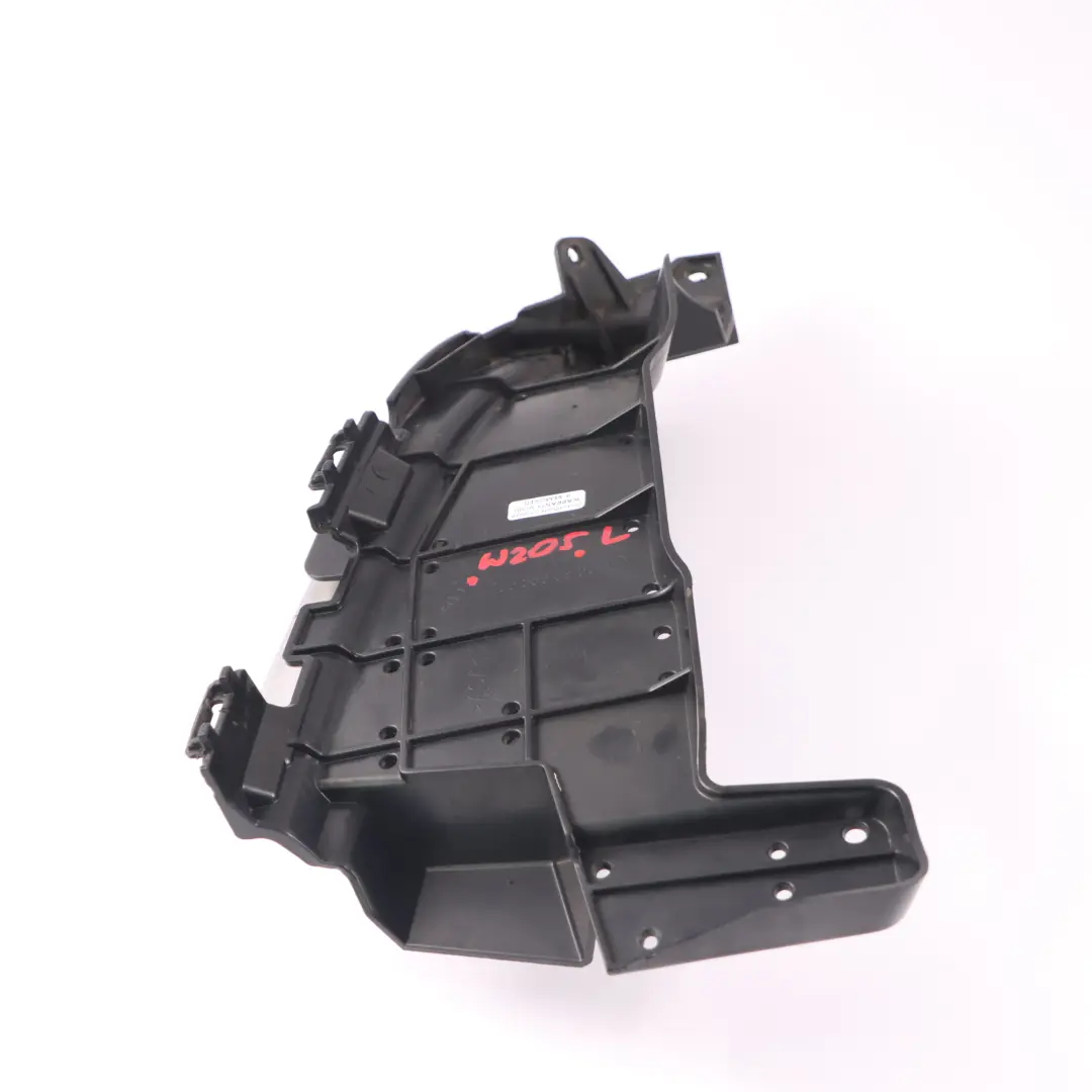 Mercedes W205 Końcówka Osłona Rury Tylnego Zderzaka Lewa - SKU A2058850956 - Numer Części A2058850956