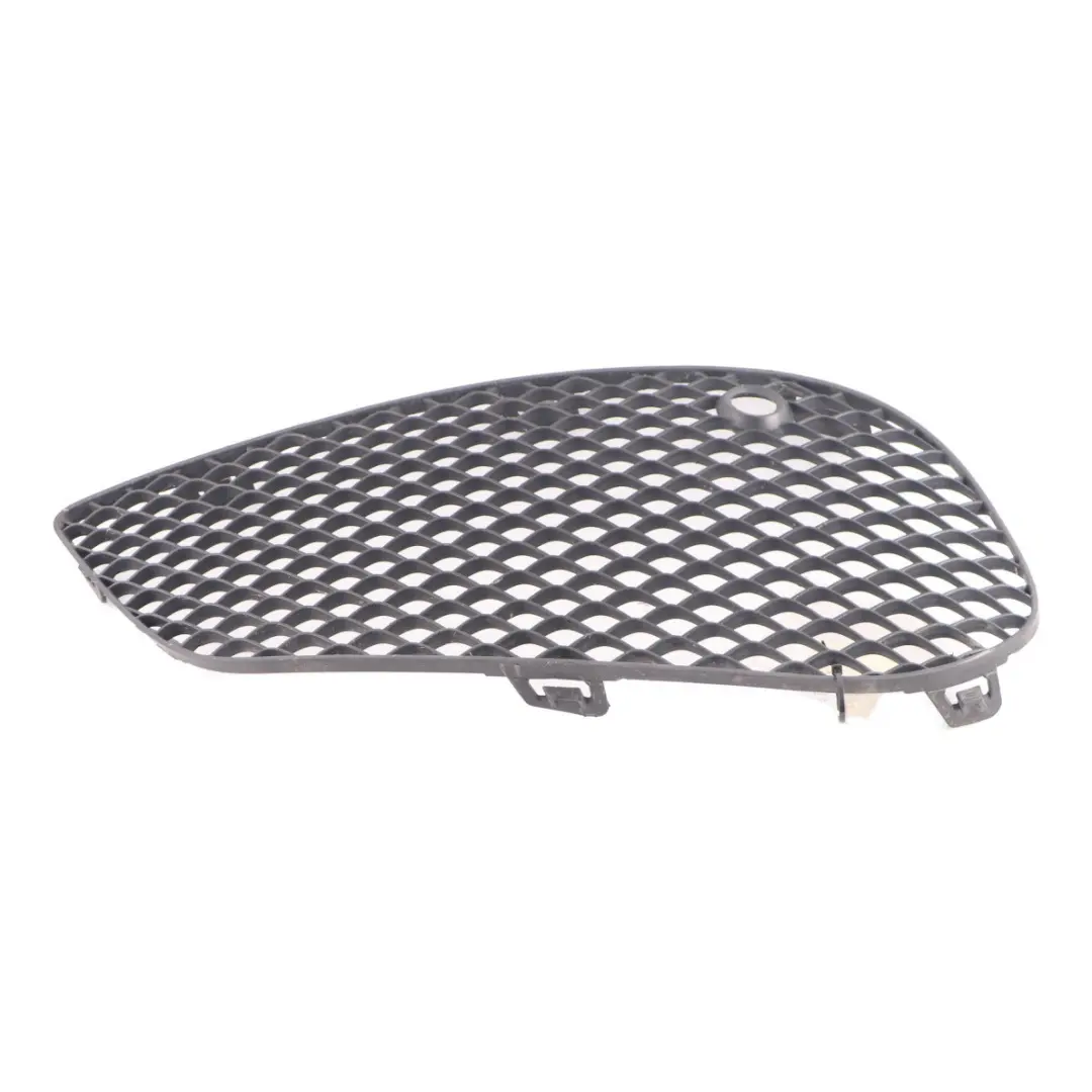 Pare chocs avant Grille inférieure gauche AMG Styling pour Mercedes W205 à propos du numéro de pièce A2058852523 Mercedes W205 Pare chocs avant Grille inférieure gauche AMG Styling - SKU A2058852523 - Numéro de pièce A2058852523
