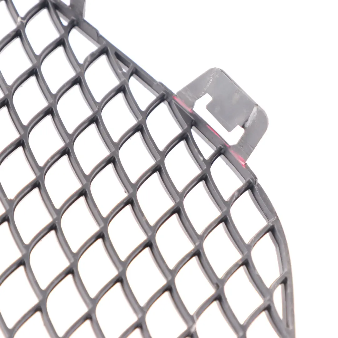 parachoques delantero rejilla izquierda AMG Styling para Mercedes W205 con número de pieza A2058852523 Mercedes W205 parachoques delantero rejilla izquierda AMG Styling - SKU A2058852523 - Número de pieza A2058852523