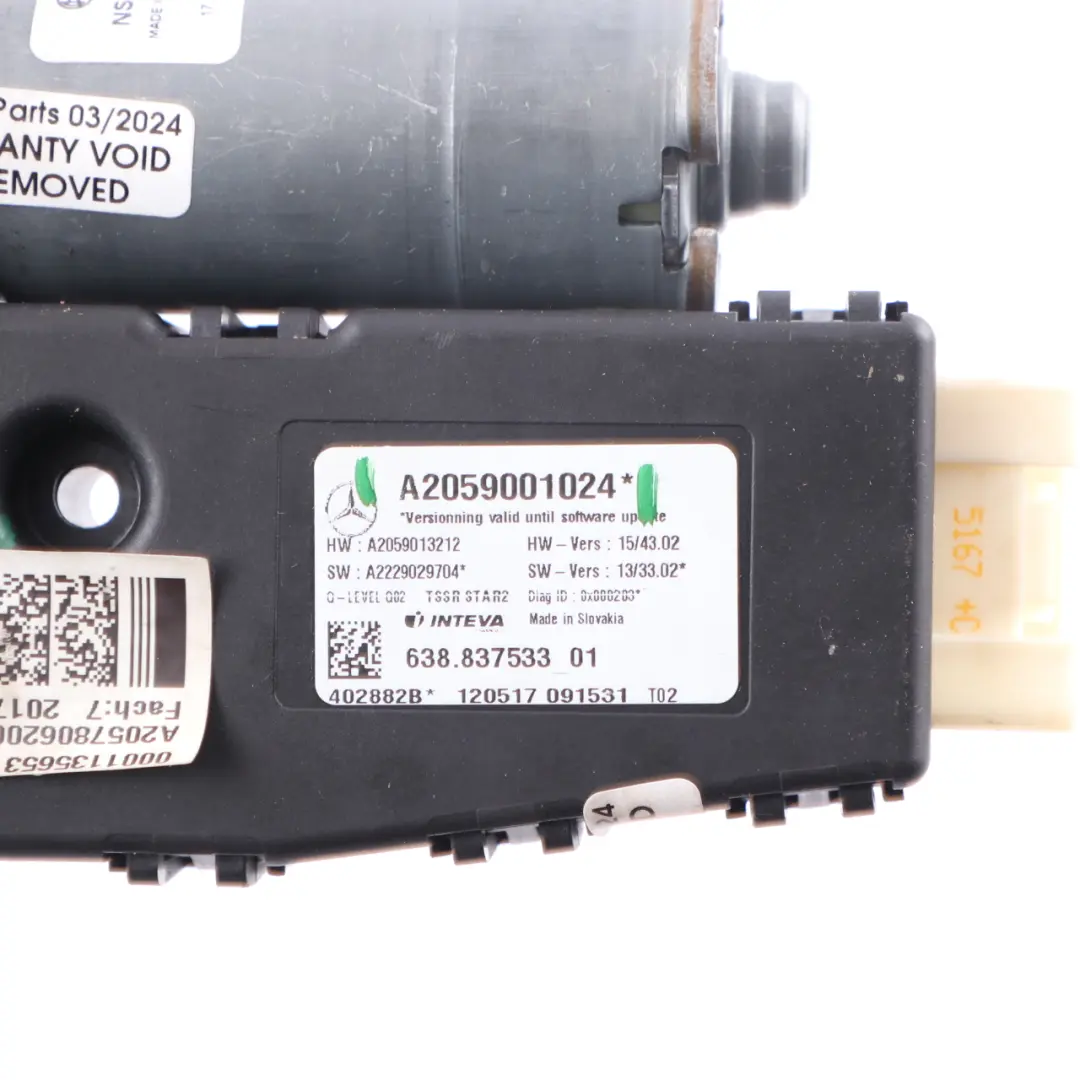Sliding Sunroof Panoramic Motor Drive Actuator Unit to Mercedes W205 with Part number A2059001024 Mercedes W205 Sliding Sunroof Panoramic Motor Drive Actuator Unit - SKU A2059001024 - Part number A2059001024