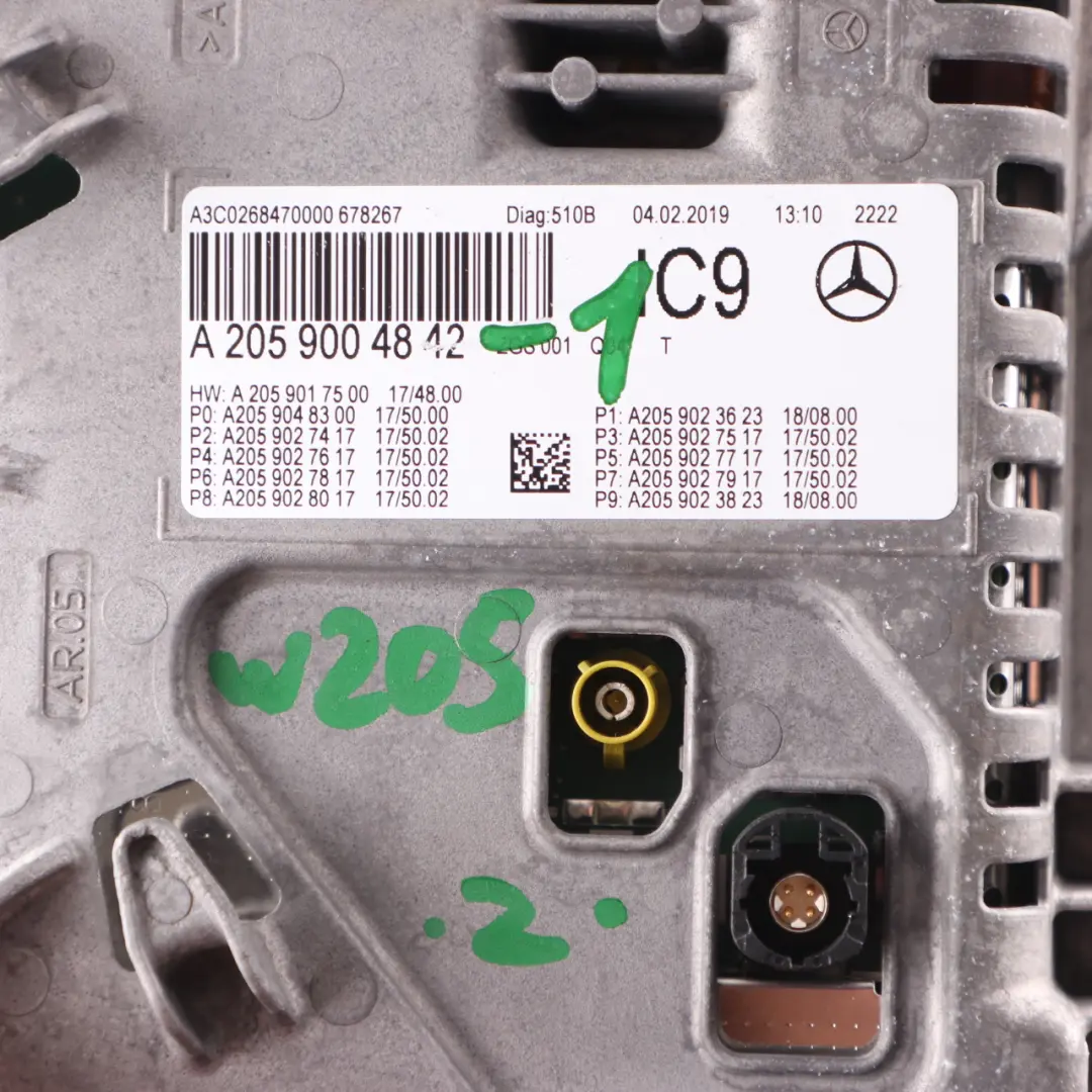 Ecran d'affichage vitesse groupe d'instruments pour Mercedes W205 à propos du numéro de pièce A2059004842 Mercedes W205 Ecran d'affichage vitesse groupe d'instruments - SKU A2059004842-1 - Numéro de pièce A2059004842