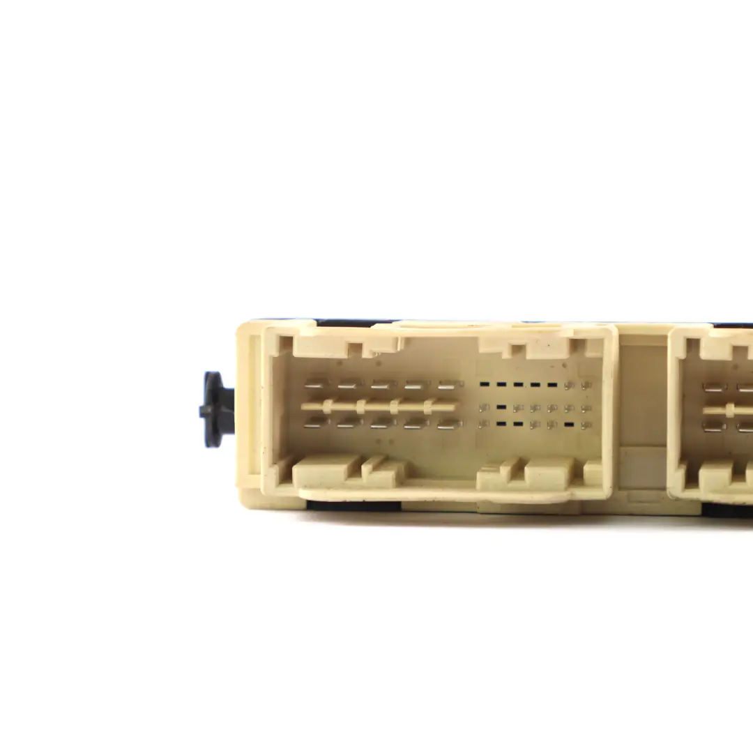 W253 Moduł Fotela Pasażera Moduł Pamięci do Mercedes W205 o numerze A2059005222 Mercedes W205 W253 Moduł Fotela Pasażera Moduł Pamięci - SKU A2059005222 - Numer Części A2059005222