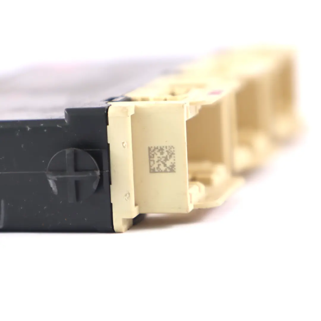 W253 Moduł Fotela Pasażera Moduł Pamięci do Mercedes W205 o numerze A2059005222 Mercedes W205 W253 Moduł Fotela Pasażera Moduł Pamięci - SKU A2059005222 - Numer Części A2059005222