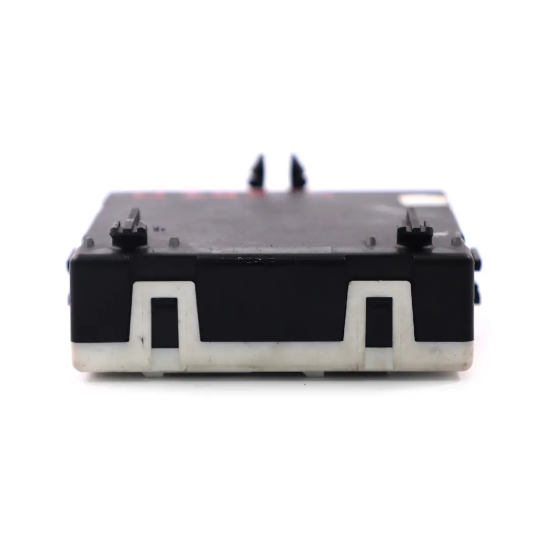 Module de commande de la porte avant gauche pour Mercedes W205 à propos du numéro de pièce A2059005713 Mercedes W205 Module de commande de la porte avant gauche - SKU A2059005713 - Numéro de pièce A2059005713