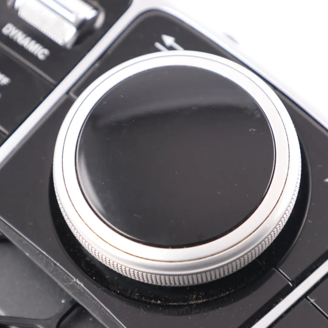 Konsole Schalter Panel Sat Navigation Knopf Controller für Mercedes W205 mit Teilenummer A2059005915 Mercedes W205 Konsole Schalter Panel Sat Navigation Knopf Controller - SKU A2059005915-1 - Teilenummer A2059005915