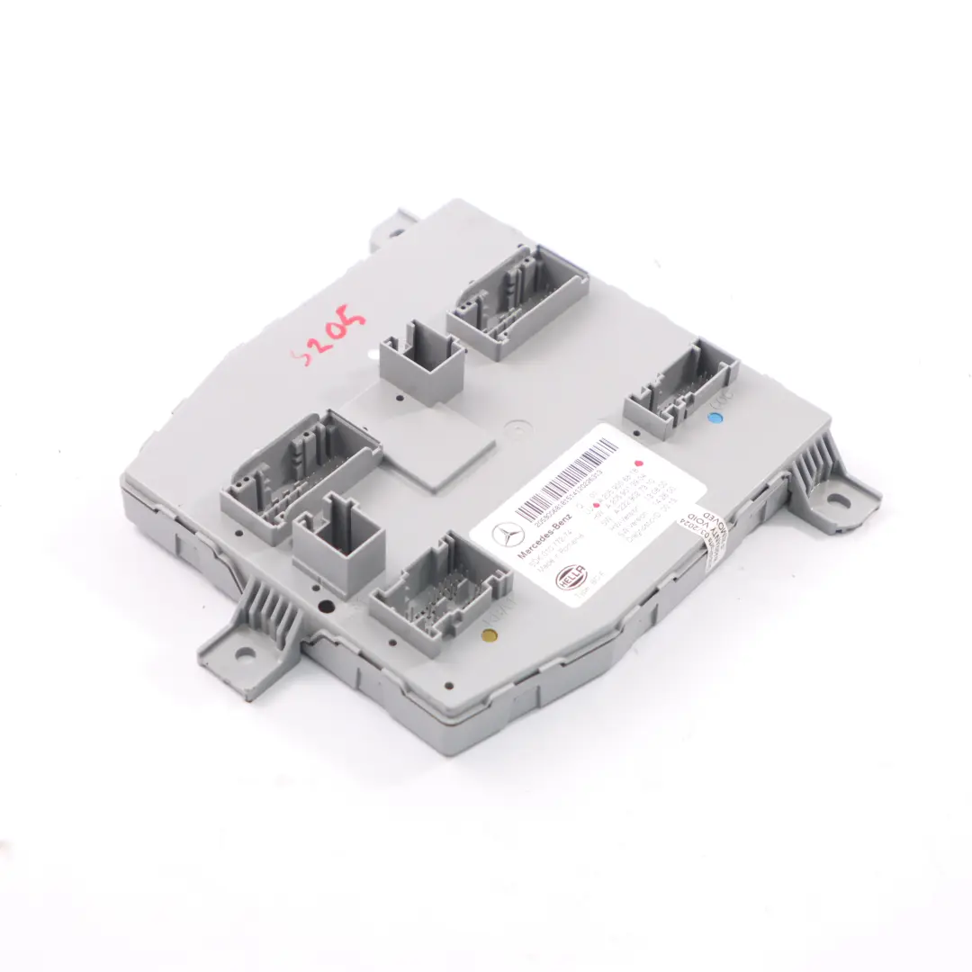 SAM Module Front Body Comfort Control Unit ECU to Mercedes W205 with Part number A2059006818 Mercedes W205 SAM Module Front Body Comfort Control Unit ECU - SKU A2059006818 - Part number A2059006818
