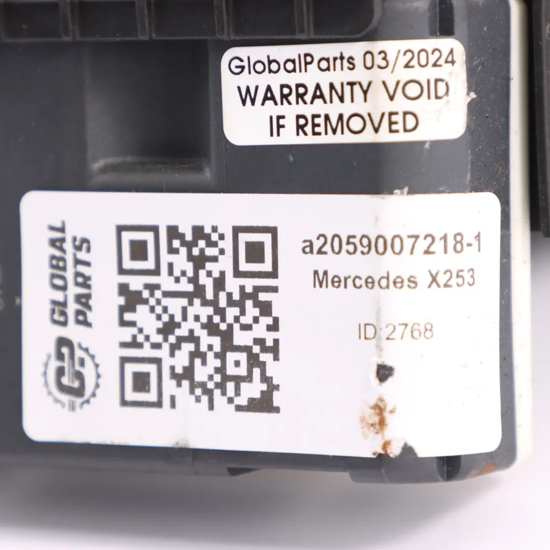 Closing Motor Mercedes S205 Estate X253 Trunk Lid to Automatic with Part number A0997602601 Automatic Closing Motor Mercedes S205 Estate X253 Trunk Lid - SKU A2059007218 - Part number A0997602601