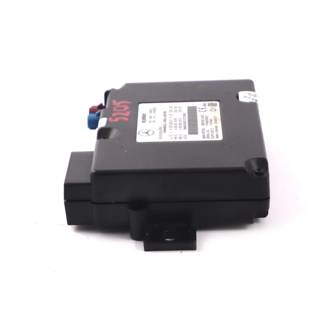 Modulo telematico Mercedes W176 W205 W218 Unità della comunicazione per con numero di parte A2059008118 Modulo telematico Mercedes W176 W205 W218 Unità della comunicazione - SKU A2059008118 - Numero di parte A2059008118