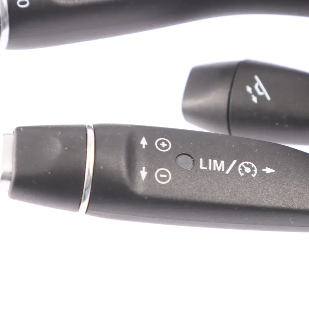 Przełącznik Zespolony Manetki Kierownicy do Mercedes S205 X253 o numerze A2059008412 Mercedes S205 X253 Przełącznik Zespolony Manetki Kierownicy - SKU A2059008412 - Numer Części A2059008412