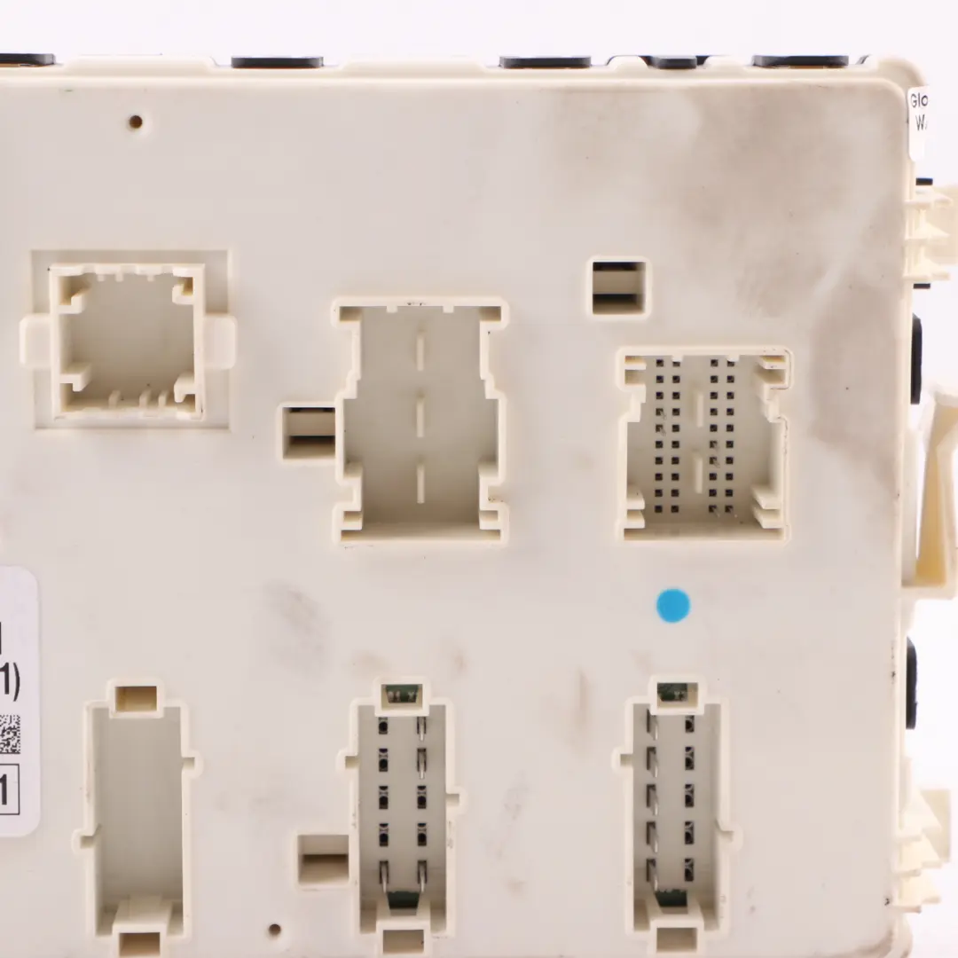 Module SAM Unité de contrôle du confort arrière ECU pour Mercedes C205 à propos du numéro de pièce A2059008826 Mercedes C205 Module SAM Unité de contrôle du confort arrière ECU - SKU A2059008826 - Numéro de pièce A2059008826