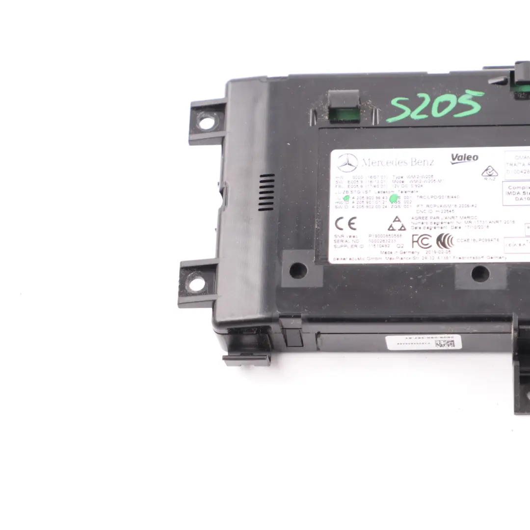 Telematik Bluetooth Modul Steuergerät ECU für Mercedes W205 mit Teilenummer A2059009643 Mercedes W205 Telematik Bluetooth Modul Steuergerät ECU - SKU A2059009643 - Teilenummer A2059009643