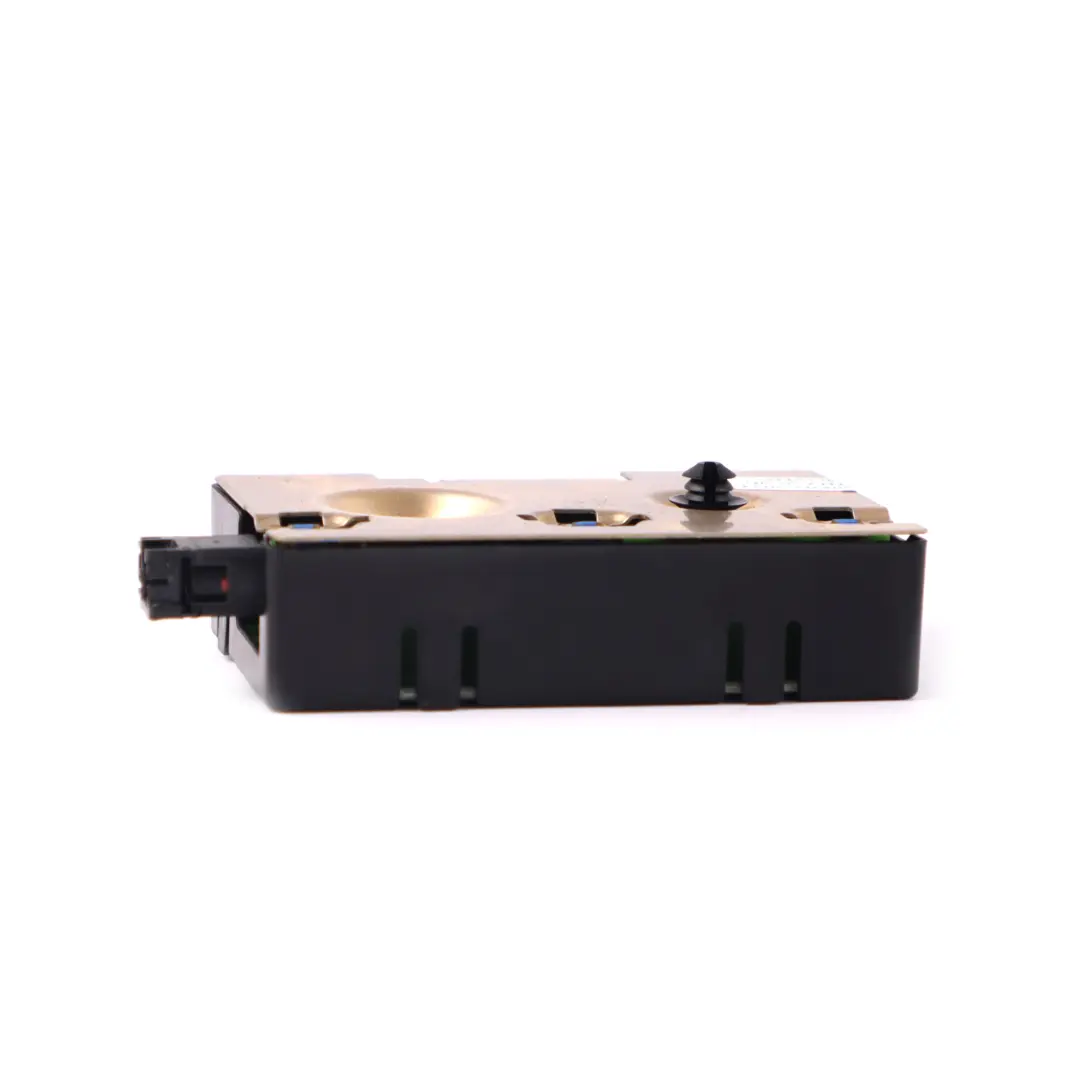 Mercedes W205 C238 X253 l'unité d'amplification l'antenne aérienne - SKU A2059051205 - Numéro de pièce A2059051205