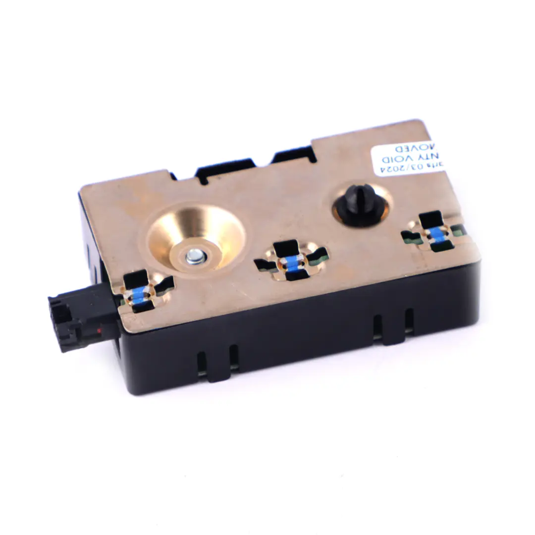 Antena Antenna Amplificatore Modulo per Mercedes W205 C238 X253 con numero di parte A2059051205 Mercedes W205 C238 X253 Antena Antenna Amplificatore Modulo - SKU A2059051205 - Numero di parte A2059051205