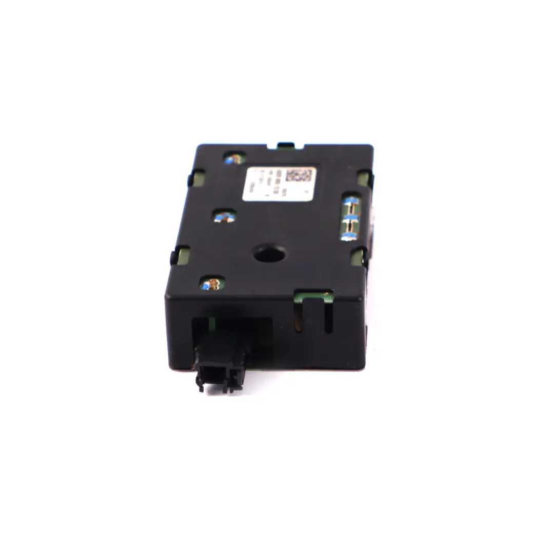 Antena Amplificador Módulo Mercedes W205 C238 X253 - SKU A2059051205 - Número de pieza A2059051205