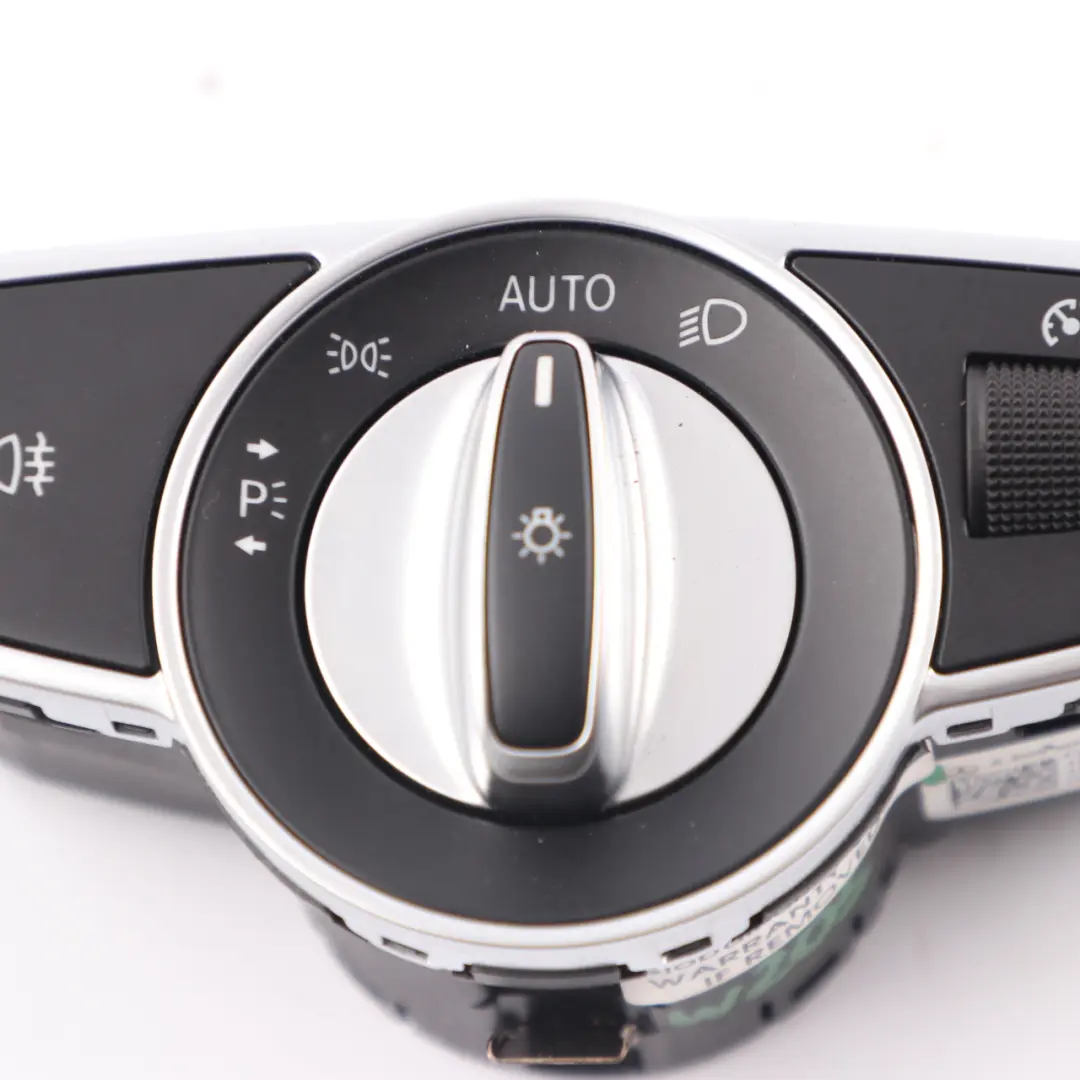Lights Switch Mercedes W205 Fog Lights Ilumination Dimmer Switch to with Part number A2059051810 Lights Switch Mercedes W205 Fog Lights Ilumination Dimmer Switch - SKU A2059051810 - Part number A2059051810