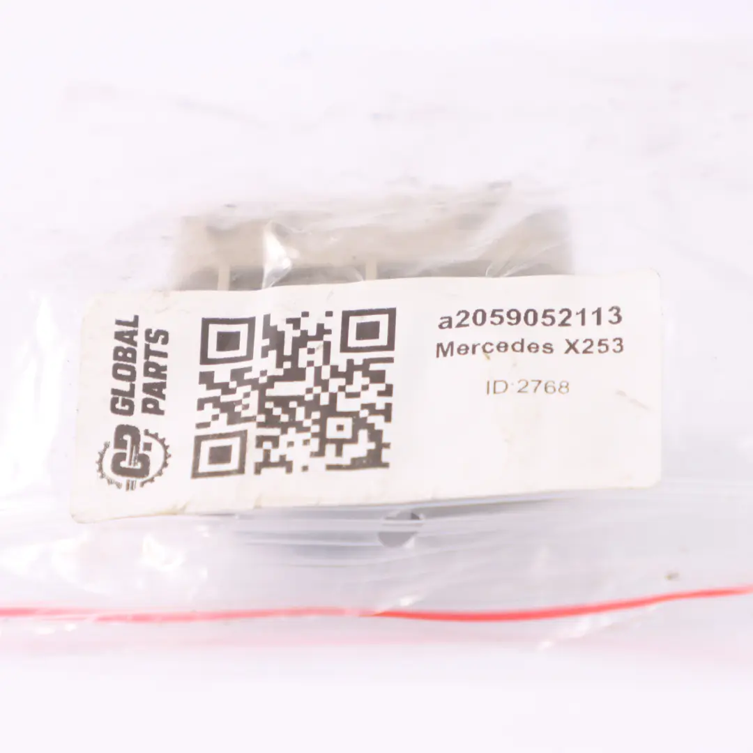 Interruttore rivestimento del sedile posteriore destro Beige per Mercedes W205 X253 con numero di parte A2059052113 Mercedes W205 X253 Interruttore rivestimento del sedile posteriore destro Beige - SKU A2059052113 - Numero di parte A2059052113