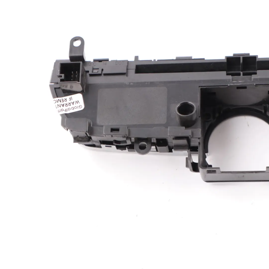  Panel interruptores Mercedes W205 Consola central Radio emergencia - SKU A2059053901 - Número de pieza A2059053901