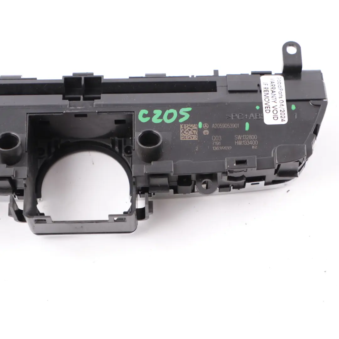  Panel interruptores Mercedes W205 Consola central Radio emergencia - SKU A2059053901 - Número de pieza A2059053901