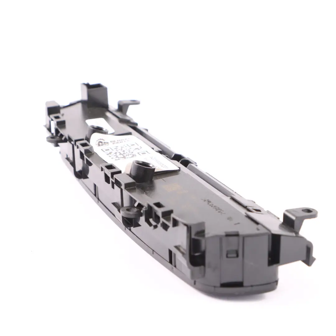 Panneau d'interrupteur Mercedes W205 Console centrale Radio Hazard pour à propos du numéro de pièce A2059055201 Panneau d'interrupteur Mercedes W205 Console centrale Radio Hazard - SKU A2059055201 - Numéro de pièce A2059055201