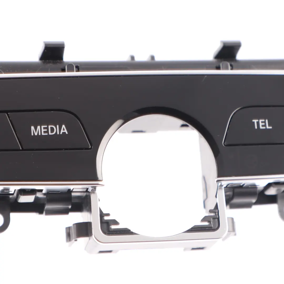 Interrupteur Mercedes W205 Console Radio Interrupteur détresse pour à propos du numéro de pièce A2059056411 Interrupteur Mercedes W205 Console Radio Interrupteur détresse - SKU A2059056411 - Numéro de pièce A2059056411