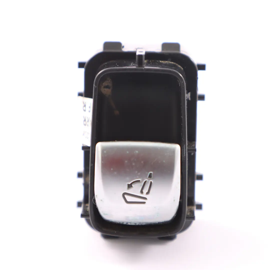 Pulsante comando sedili Mercedes C253 X253 anteriore destro per con numero di parte a2059056511 Pulsante comando sedili Mercedes C253 X253 anteriore destro - SKU a2059056511 - Numero di parte a2059056511
